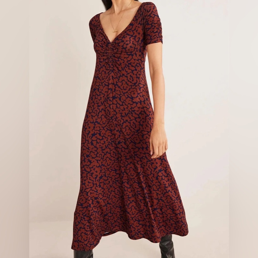 Boden Ruched Front Jersey Knit Midi Dress in Spiced Apple Abstract Camo Size 14